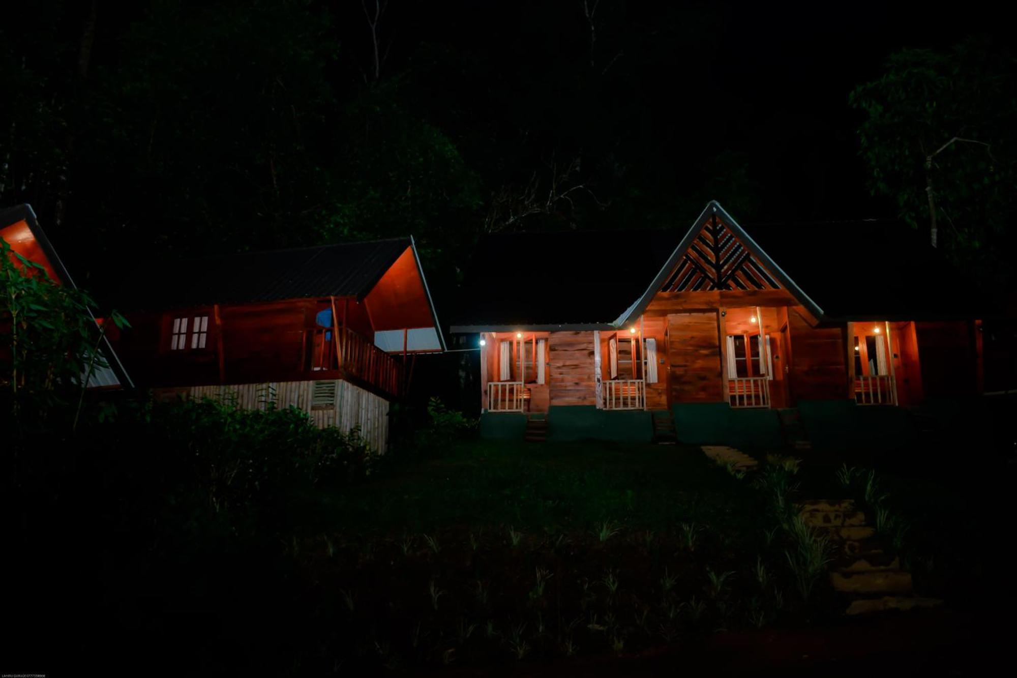 Sinharaja Forest Gate Deniyaya Exterior photo