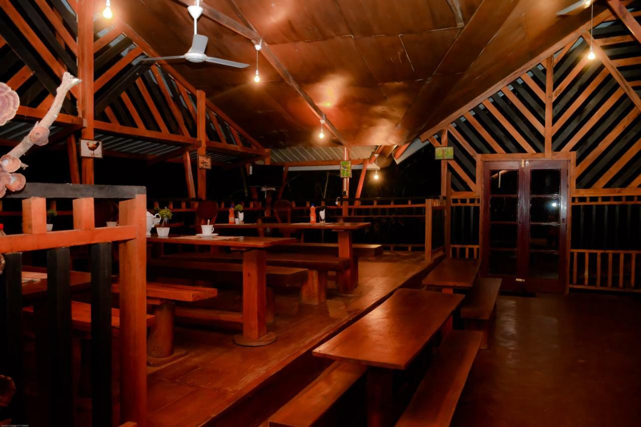 Sinharaja Forest Gate Deniyaya Exterior photo